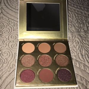PÜR eyeshadow palette